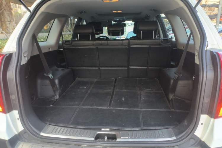 Used Chevrolet Captiva 2017 2.4L 4x4 Flagship Edition 7-Seater