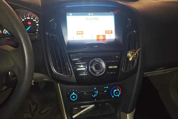 Used Ford Focus 2017 Sedan 1.6L Manual Comfort Plus SmartDrive Edition
