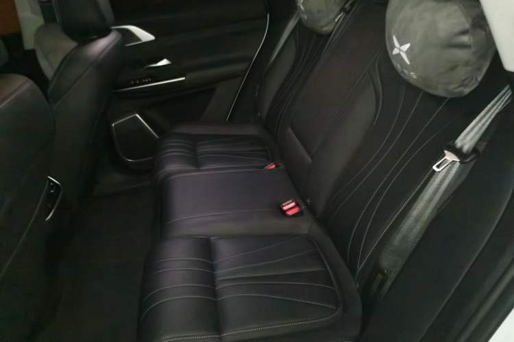 Used XPeng G9 2024 570 Max Left Rear Seat