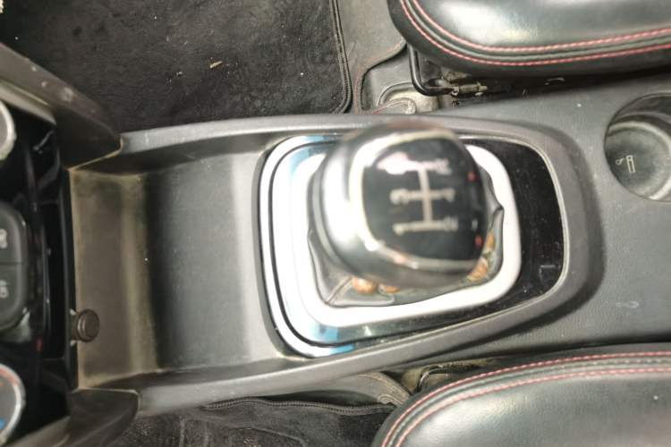 Used Karry K50 2016 K50S 1.5L Manual Comfort Model Gear Lever