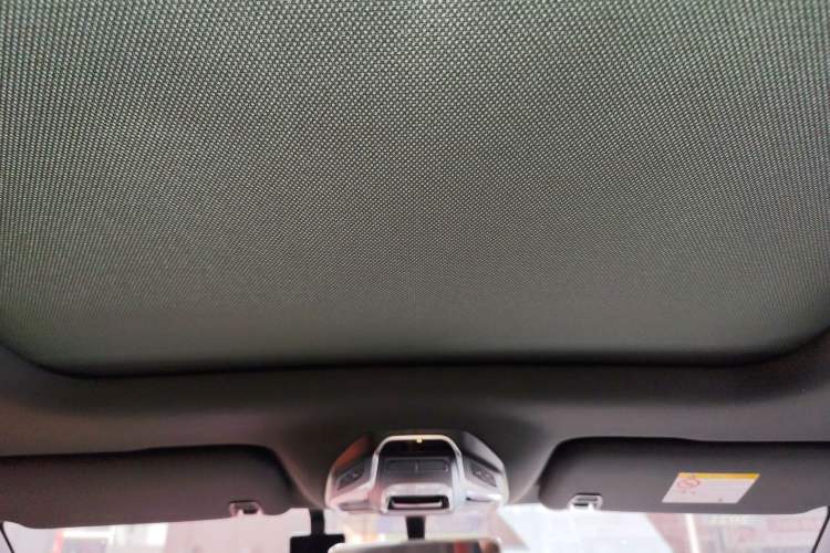 Used Geely Auto Coolray 2019 Sport Model 260T DCT Patrol China V Standard