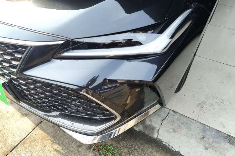 Used Toyota Avalon 2023 2.5L Luxury Edition Left Front Headlight