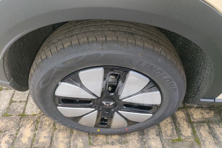 Used Wuling Bingo S 2025 Model 430km Deluxe Edition