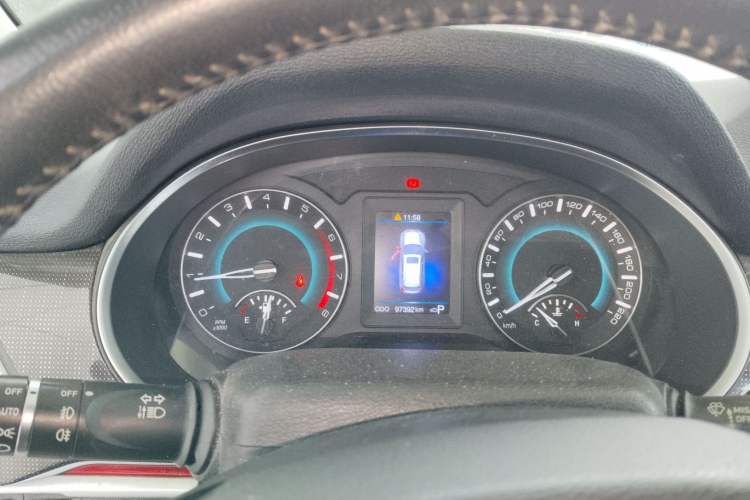 Used Haval H2 2017 Blue Label 1.5T Automatic Two-Wheel Drive Luxury Model Instrument Cluster