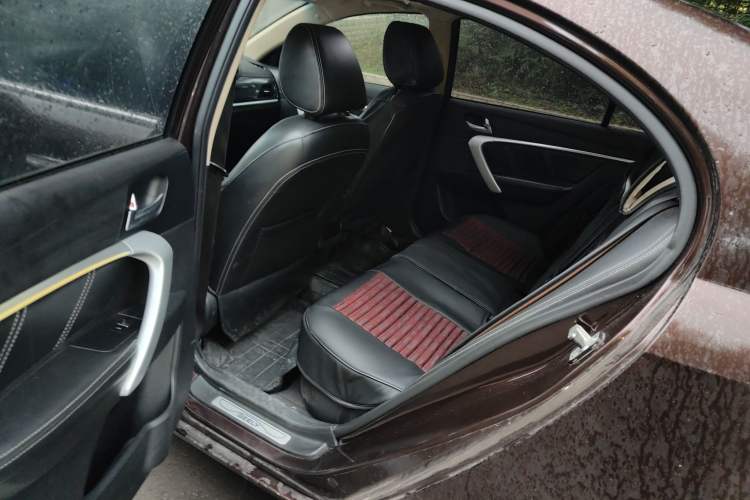 Used Geely Auto Emgrand 2017 Sedan Million Edition 1.5L Manual - Upward Version