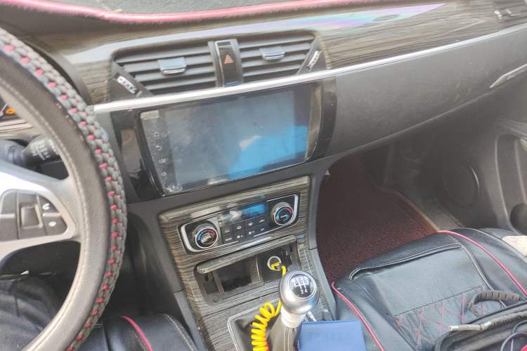 Used Zotye T600 2015 1.5T Manual Luxury Model