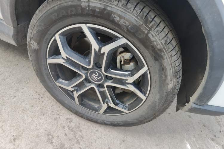 Used BYD Yuan Pro 2021 401 km Luxury Version Right Front Wheel Hub