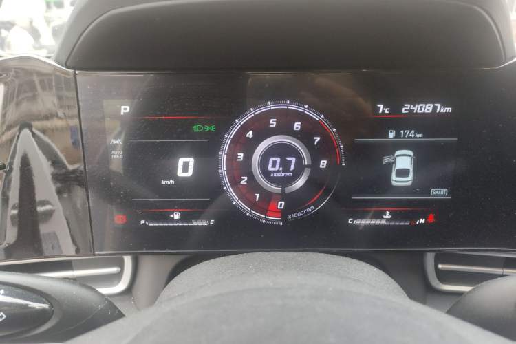 Used Hyundai Elantra 2022 1.5L CVT LUX Prestige Edition
