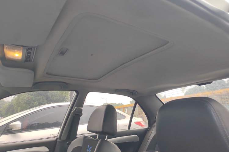 Used Soueast V3 Lingyue 2015 1.5L Manual Style Edition