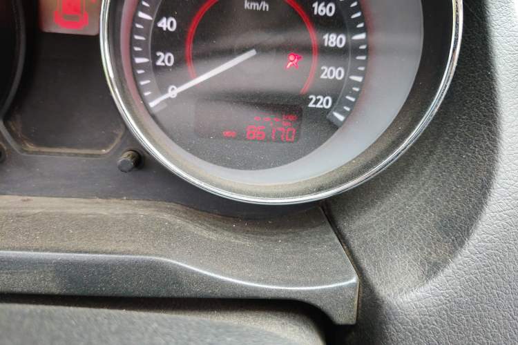 Used Bestune B50 2013 1.6L manual luxury version
