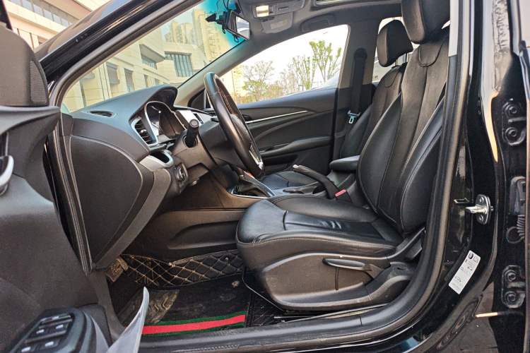 Used Buick GT 2018 18T Automatic Elite Model
