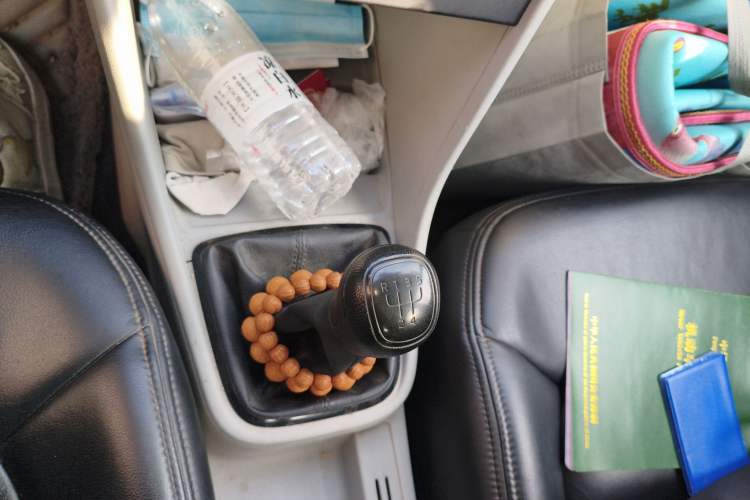 Used Skoda Rapid 2016 1.6L Manual Front-Wheel-Drive Version
