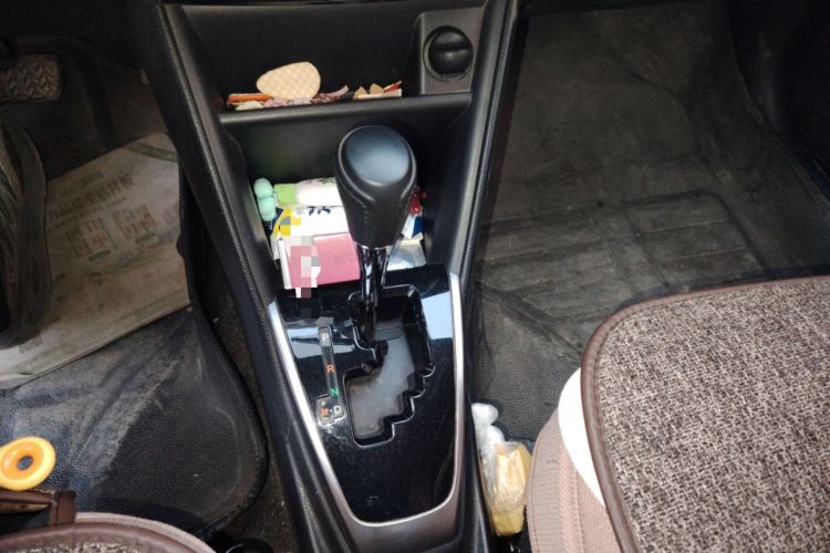 Used Toyota YARiS L Zhi Xuan 2016 Revised Version 1.5G CVT with Dynamic Sunroof