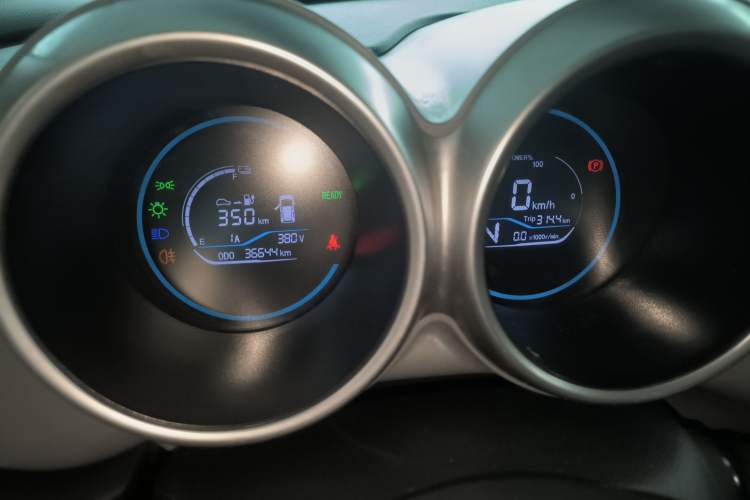 Used ORA Black Cat 2021 351 km Standard Version Instrument Cluster