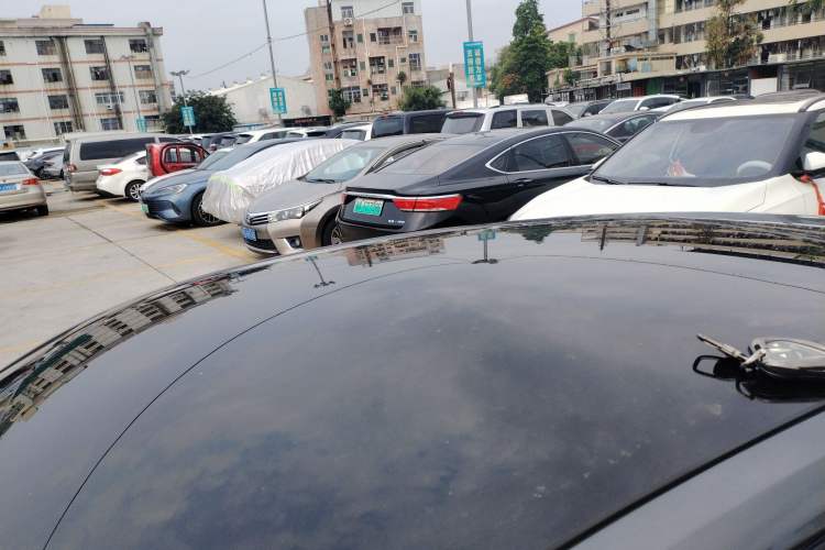 Used CHANGAN UNI-V 2022 1.5T Prestige Version Roof