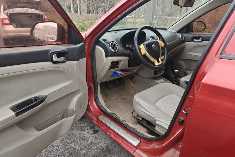 Used Changan Alsvin V3 2012 1.3L Manual Standard Edition