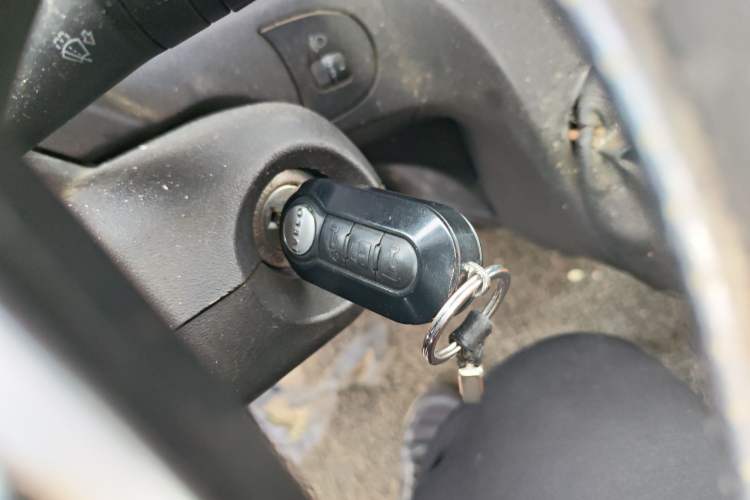 Used Iveco Eurocargo 2018 2.3T Short-Wheelbase Low-Roof Multi-Purpose Van with Side Sliding Door F1A