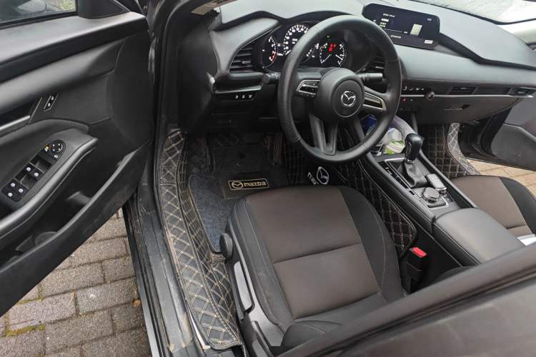 Used Mazda Mazda 3 Axela 2021 2.0L Automatic Zhiqing Edition