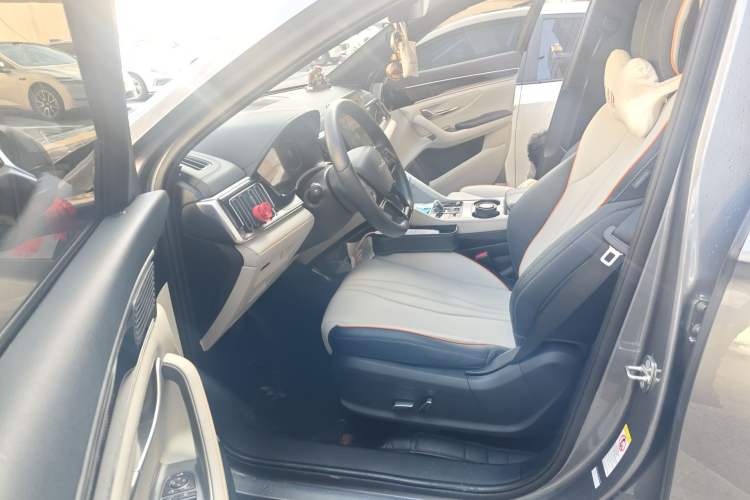 Used BYD Song PLUS New Energy 2024 HONOR Edition DM-i 110km Flagship Model Left Front Seat