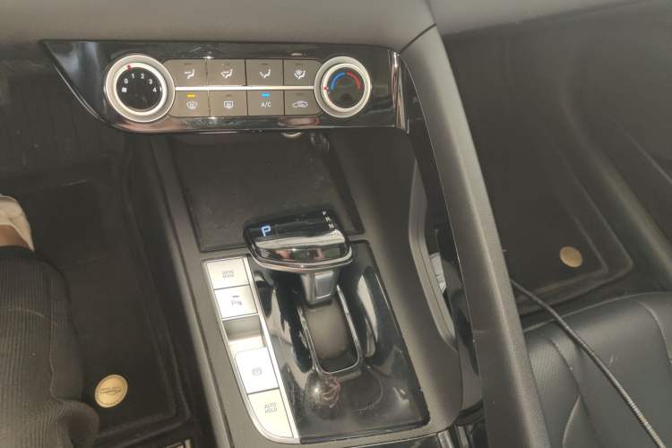 Used Hyundai Elantra 2021 1.5L CVT GLX Elite Edition
