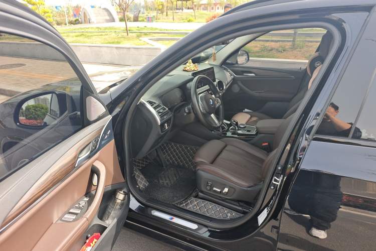 Used BMW X3 2023 xDrive30i Leading Model M Night Edition Package
