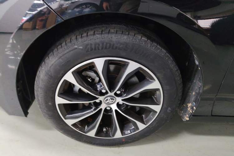 Used Toyota Avalon 2022 Dual-Engine 2.5L Luxury Edition