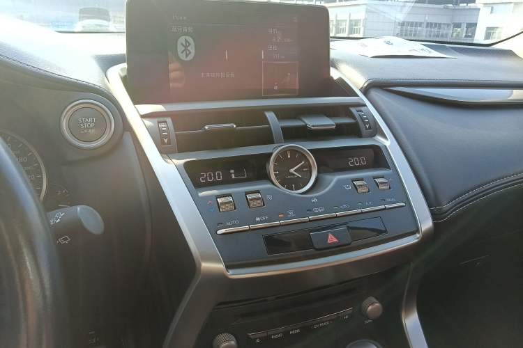 Used Lexus NX 2018 200 Front-Wheel-Drive Xingxing Edition China VI Standard
