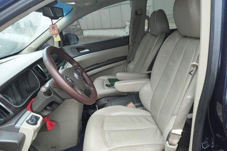 Used Buick GL8 2013 3.0L GT Luxury Business Haoya Edition
