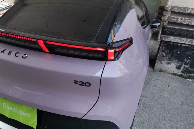 Used Lynk & Co Z20 2025 530 km Range Rear-Wheel Drive Max
