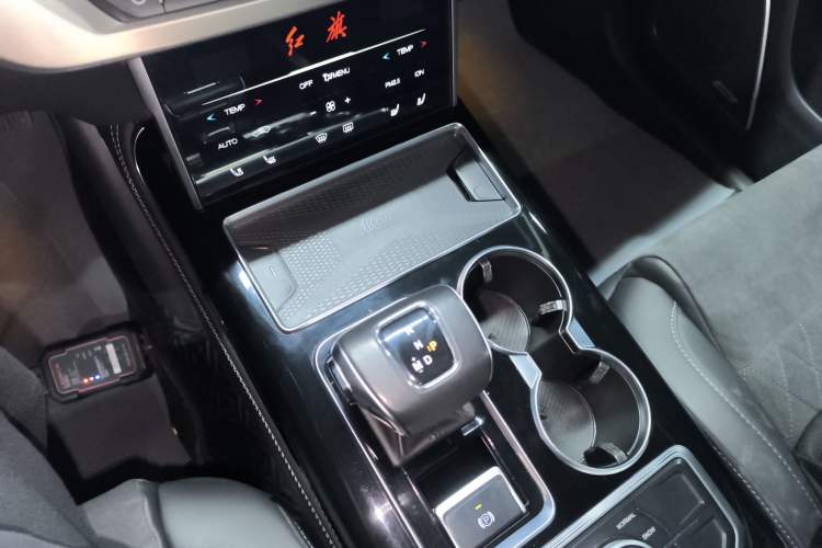 Used Hongqi HS7 2022 3.0T Automatic All-Wheel Drive ZhiLian Flagship Edition Five Seats
