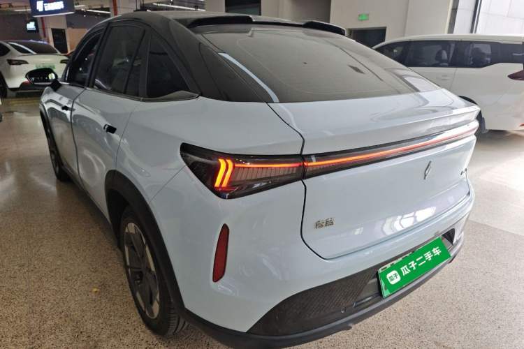 Used Livan 7 2023 450 km – Chasing Clouds