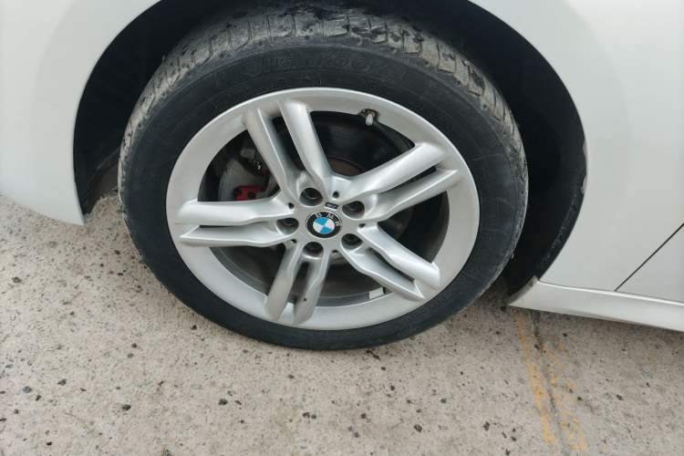 Used BMW 1 Series 2021 120i M Sport Night Edition Left Front Wheel Hub