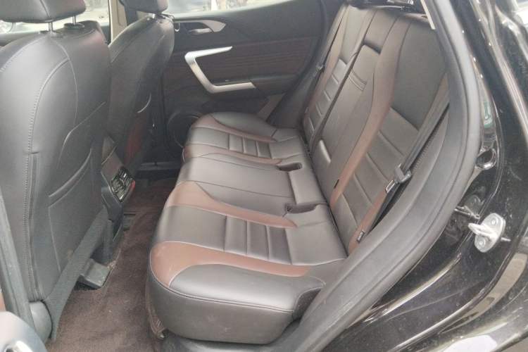 Used Wey VV5 2020 1.5T Two-Wheel Drive Smart Pioneer Left Rear Seat