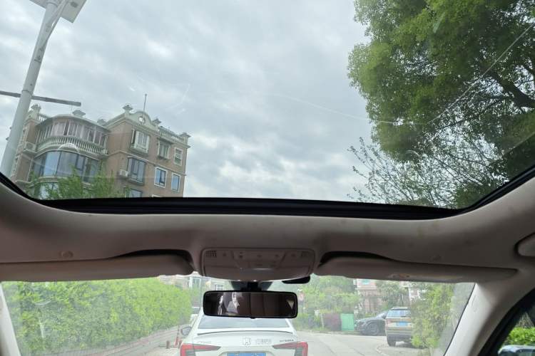 Used Mercedes-Benz E-Class 2021 Facelift E 260 L Headliner