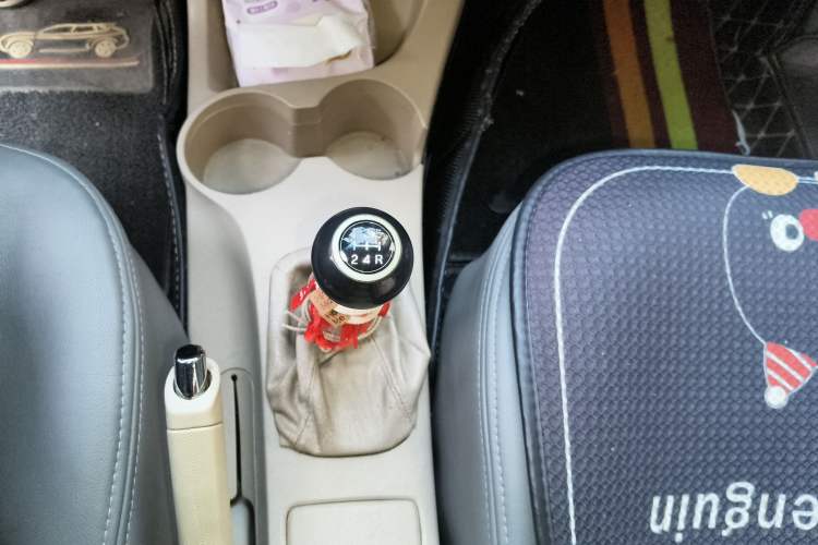 Used Kia Sportage 2013 2.0L Manual Two-Wheel Drive GL Trim
