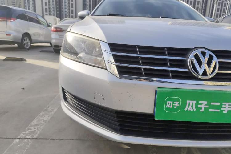 Used Volkswagen Lavida 2013 1.6L Automatic Fashion Edition
