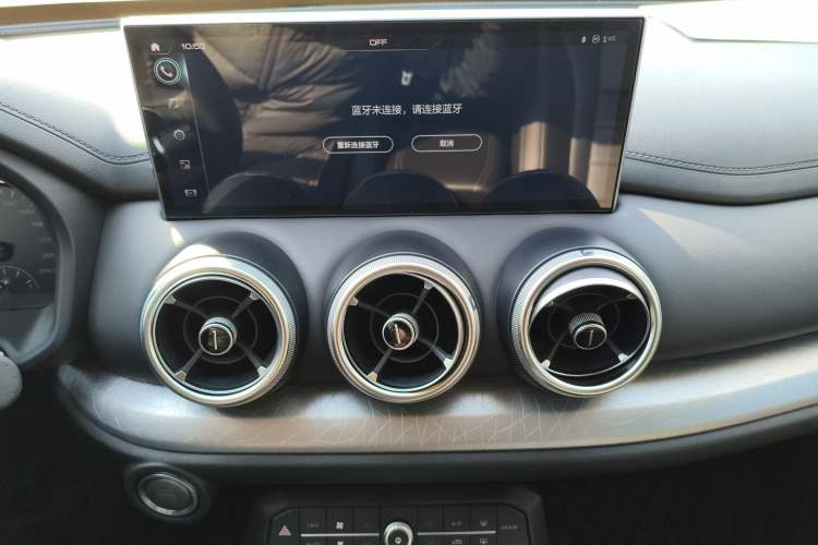 Used Wey VV5 2021 1.5T Two-Wheel Drive Color Pioneer