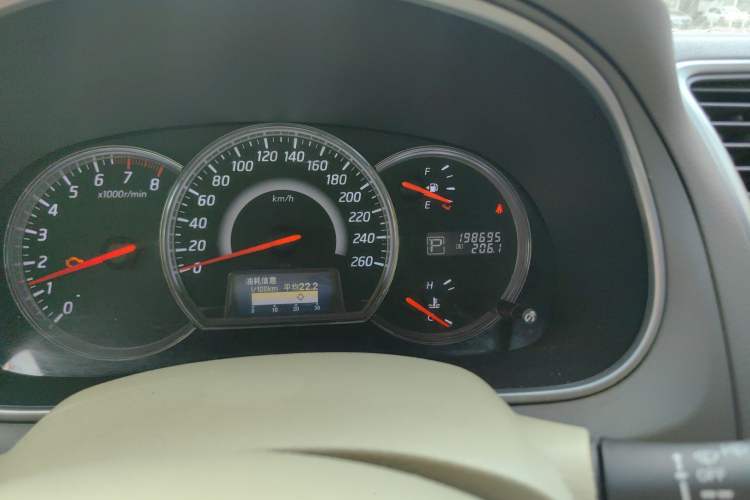 Used Nissan Teana 2011 2.5L XL Advanced Edition Odometer Close Up