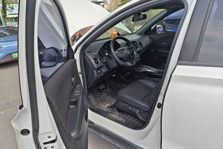 Used Honda XR-V 2017 1.8L EXi CVT Comfort Version
