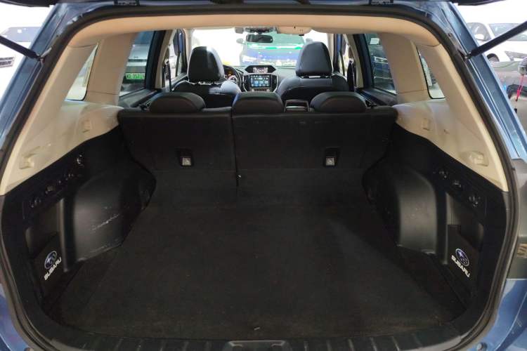 Used Subaru Forester 2020 2.0i Luxury Edition EyeSight Trunk