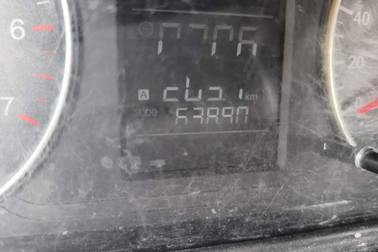 Used Dongfeng Fengon 330 2014 1.5L Manual Utility Version DK15 Odometer Close Up