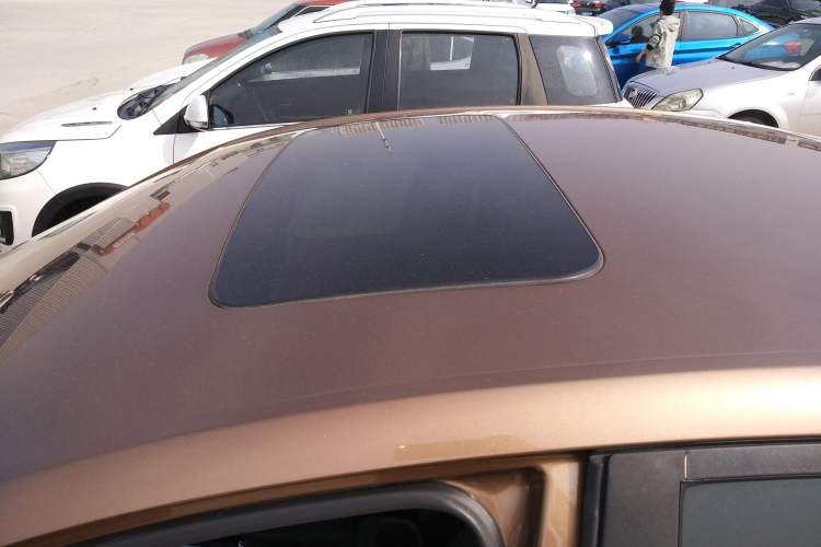 Used Chevrolet Cavalier 2018 320 Automatic Enjoyment Sunroof Edition Roof