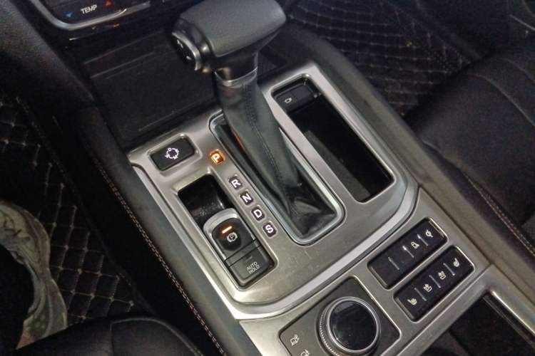 Used GAC Trumpchi GS8 2017 320T Four-Wheel Drive Luxury Smart Connectivity Version (7 Seats)
