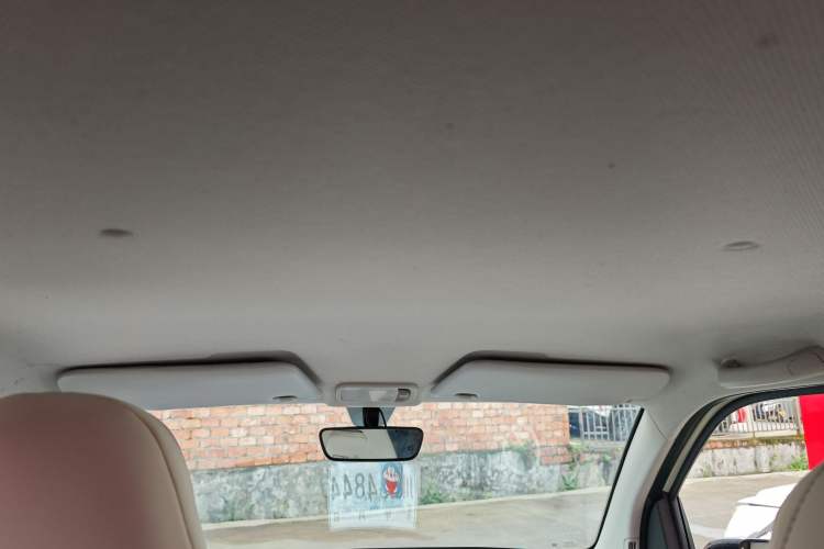 Used Wuling Hongguang MINIEV 2022 Macaron Fashion Model Lithium Iron Phosphate