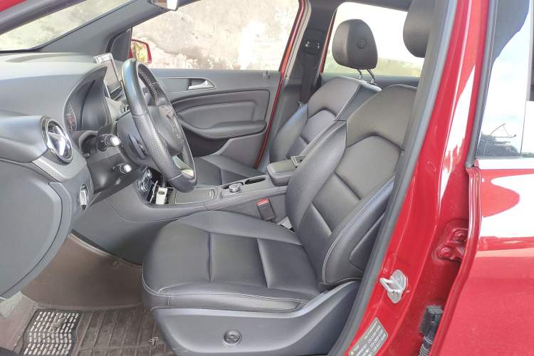 Used Mercedes-Benz B-Class 2015 B 200 Fashion Model