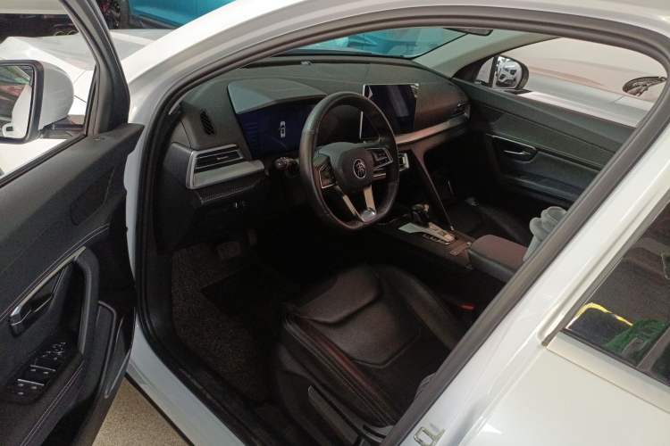 Used BYD Song Pro 2019 1.5T Automatic Luxury Model Driver Seat