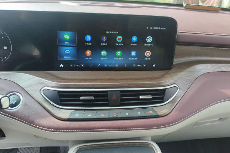 Used Ford Equator 2021 EcoBoost 225 Premier 7-Seater (2/2/3)
