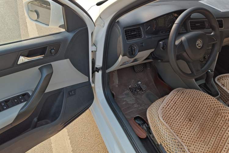 Used Skoda Rapid 2016 1.6L Automatic Chuanxing Edition