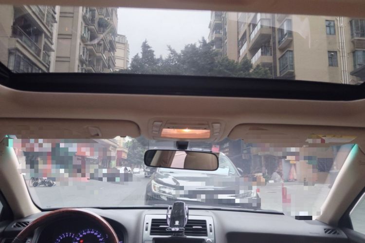 Used Toyota Crown 2012 2.5L Royal Leather Edition
