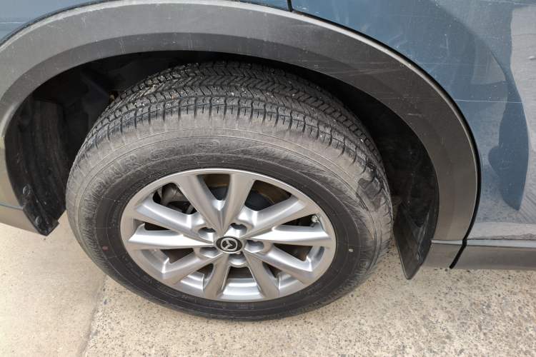 Used Mazda CX-5 2024 2.0L Automatic Two-Wheel Drive Zhiya Pro Right Rear Wheel Hub